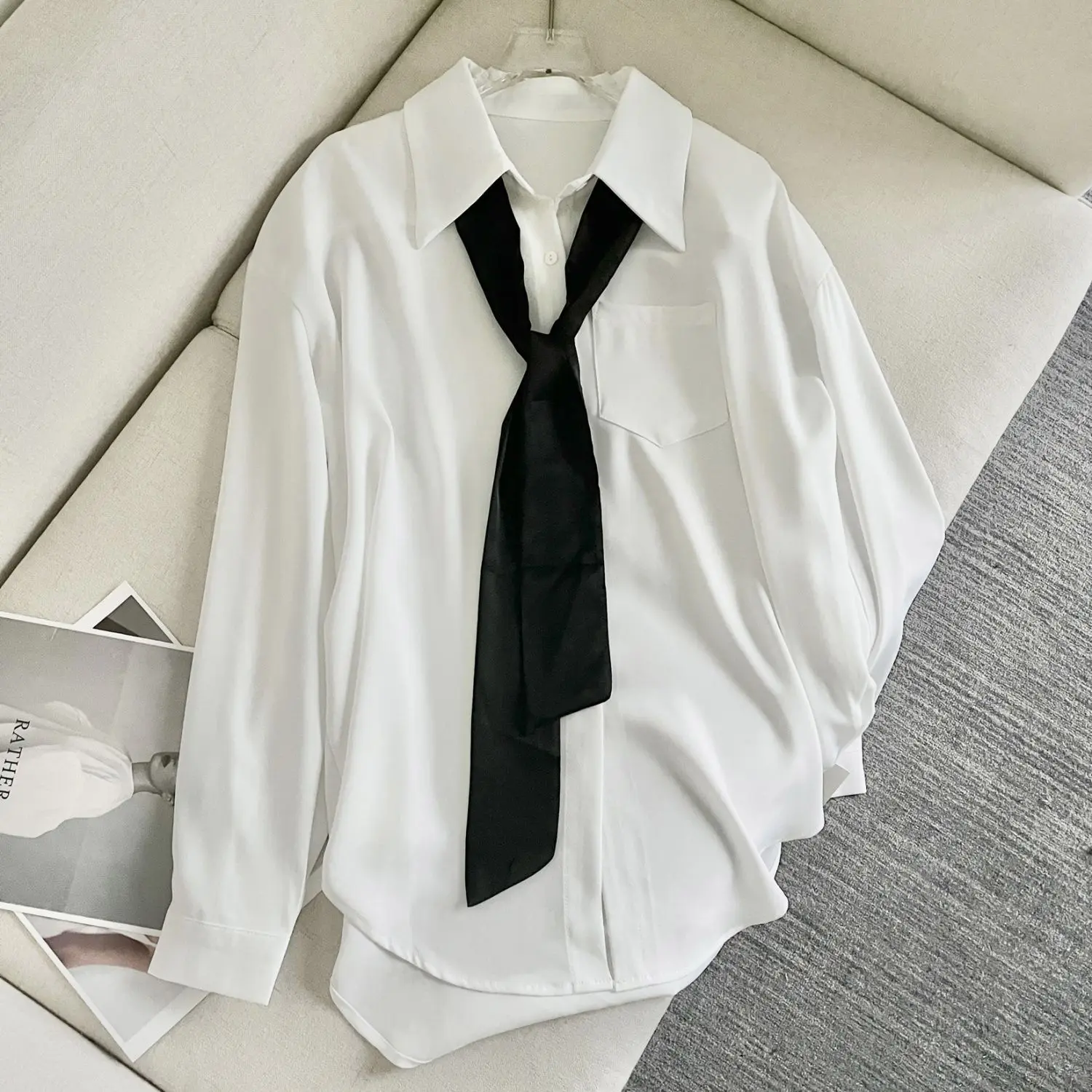 New  medium and long long-sleeved loose shirt top design white niche tie white shirt  blouses for women fashion 2026