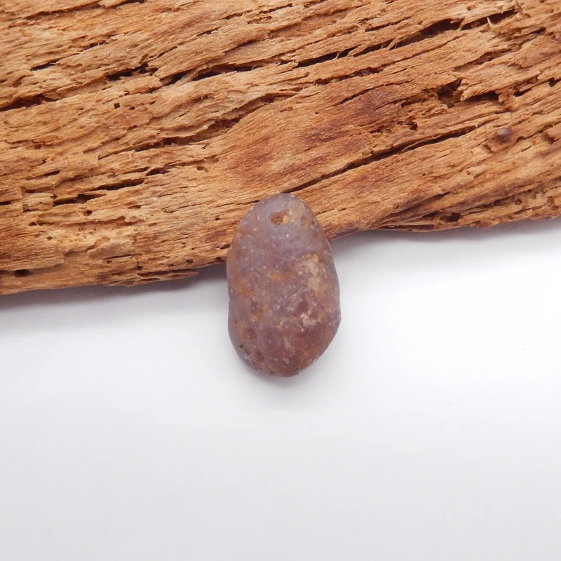 

Натуральный рубиновый кулон-наггетс, бусина с отверстием спереди, аксессуар для изготовления ювелирных изделий своими руками, 16x11x6 мм, 2 г