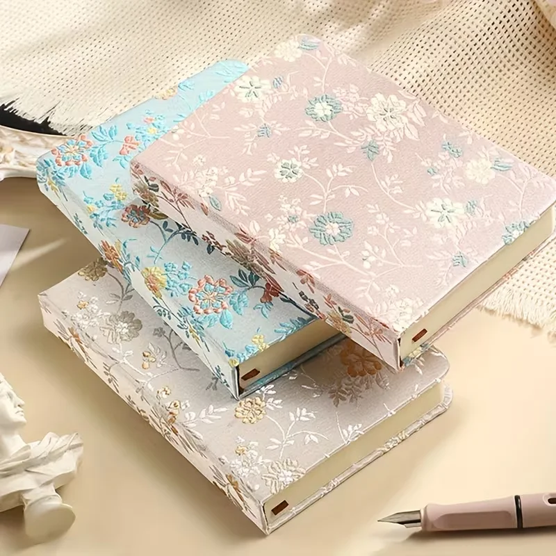 Notebook Dotted A5 - A6 Chinesisches Blumen-Brokat-Notizbuch, 256 Seiten, Vintage-Stickerei,