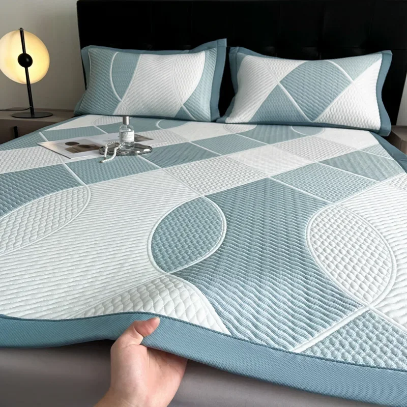 Customizable mat three-piece washable ice silk jacquard high-end soft mat