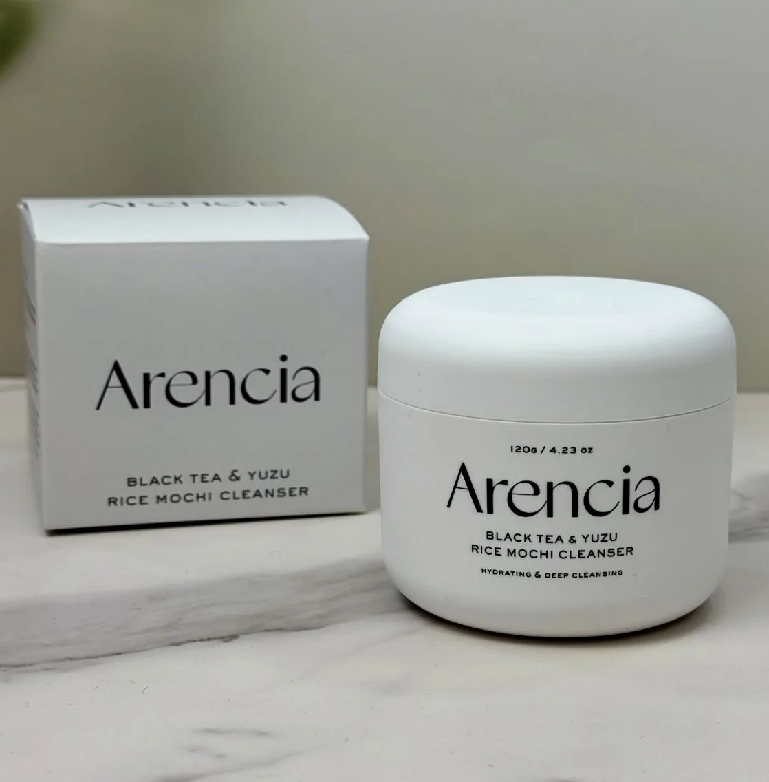Limpiador Facial Todo en Uno Arencia, Control Suave de Grasa, con Té Negro, Yuzu, Arroz y Mochi, Aclara el Tono de Piel, Limpieza Profunda, Mascarilla Lavable