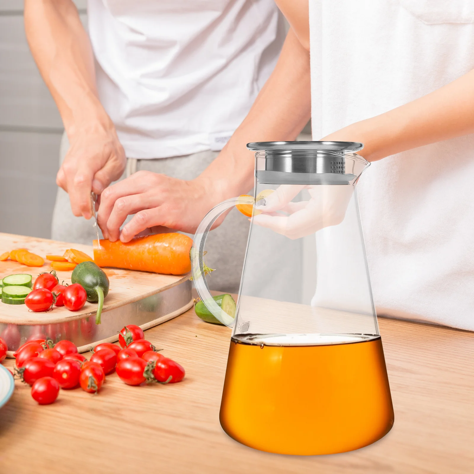 

Large Capacity Explosion-Proof Glass Water Kettle Transparent Heat Resistant Pitcher for Family Use Drink Tea Ice Tea Fridge