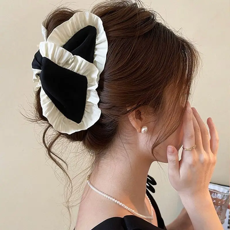 Haarschmuck für Frauen, elegante dreieckige Falten-Haarspange, süße schicke Kieferklemme für Hochsteckfrisuren, halbpreisiger Luxus-Haarschmuck