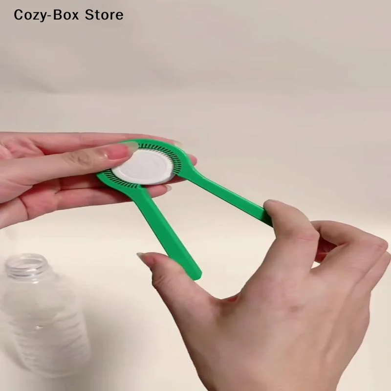 [ZY]Universal Bottle Opener Plastic Cap Lifter For Kitchen Plastic Bottle Cap Opener Bottle Opener With Gear Design Ergonomic
