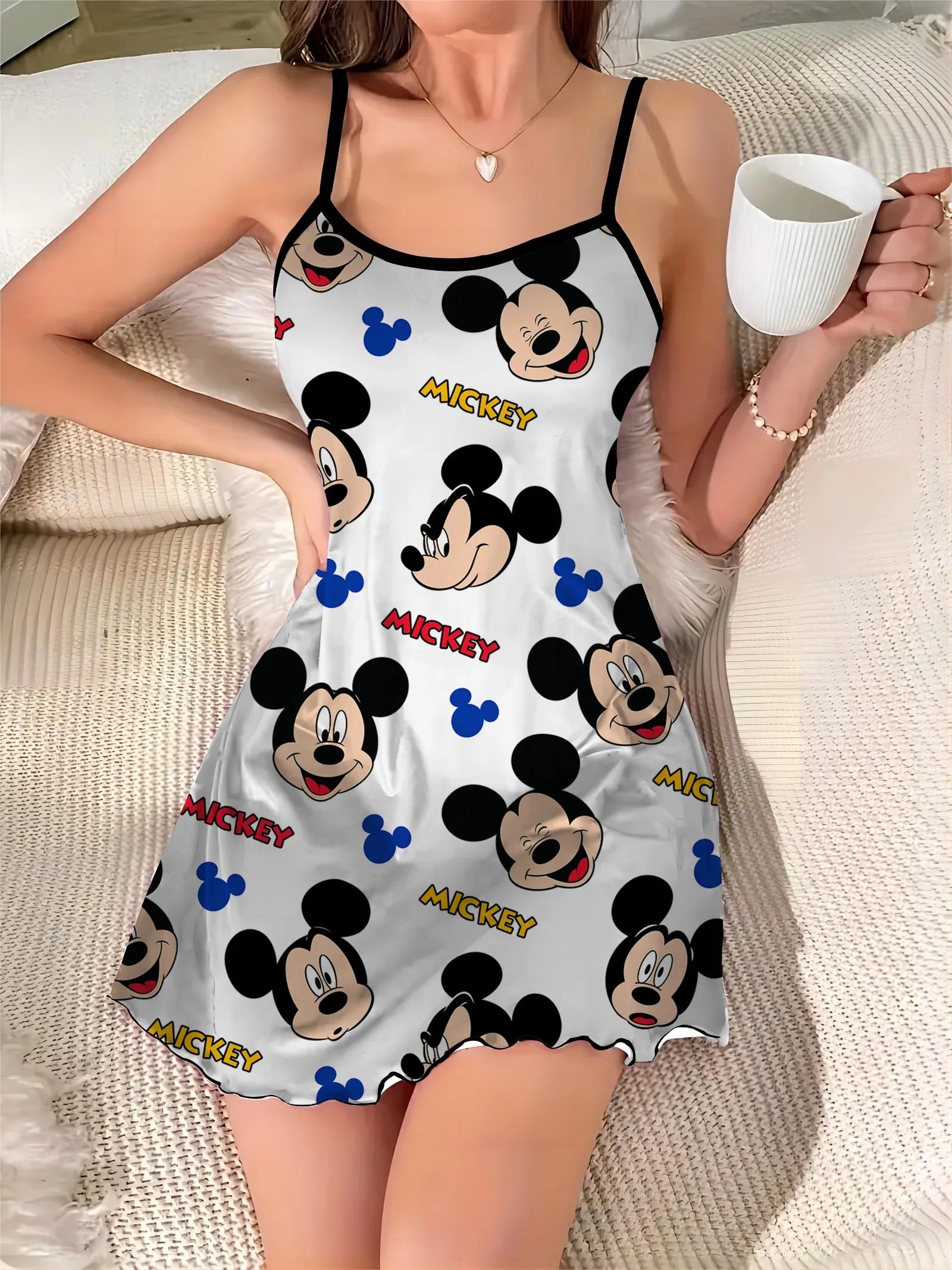 Saia de pijama com gola redonda para mulheres, mini vestido chique, guarnição de alface, elegante superfície acetinada, Mickey e Minnie Mouse, guarnição sexy