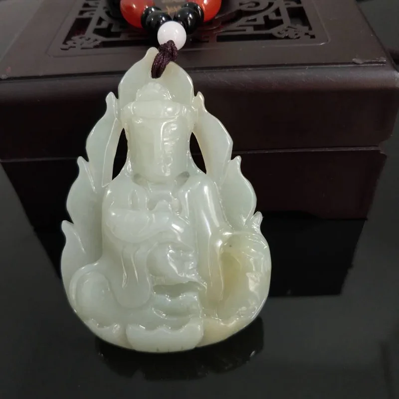 Hetian White Sugar Flower Three-Dimensional Guanyin Jade Pendant