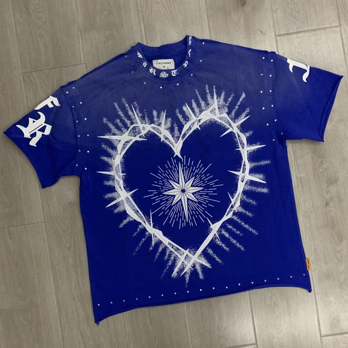 Klein Blue Heart Star Graphic First Row T Shirt Men Rhinestone Studded Collar Sleeve Gothic Oversized Cotton Short Sleeve