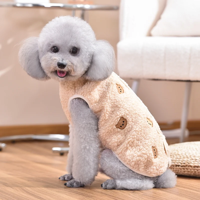 子犬のクマの刺繍が施された服,かわいいペットのベスト,チワワの服,ブルドッグの衣装,中小規模の品種,ピンクとカーキ,2024