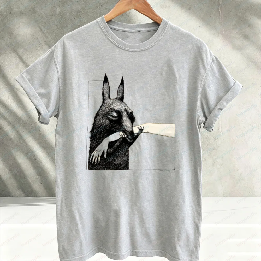 Weird Dark Art Rabbit with Knife Surreal Gothic Graphic T‑Shirt Creepy Abstract Animal Art Cotton Casual Loose Streetwear Tees