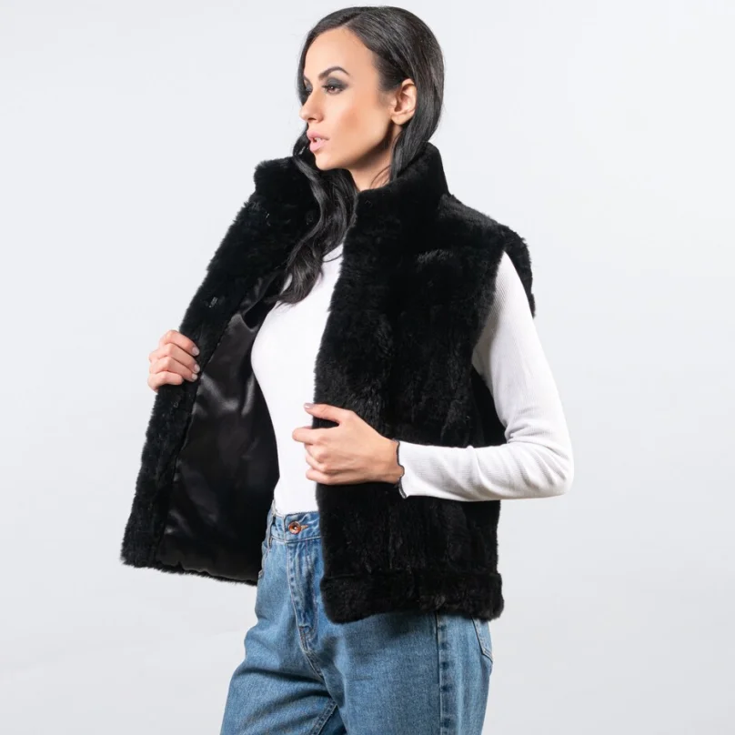 2023 New Real Rabbit Fur Vest Keep Warm and Fashionable in Winter Real Fur Jacket