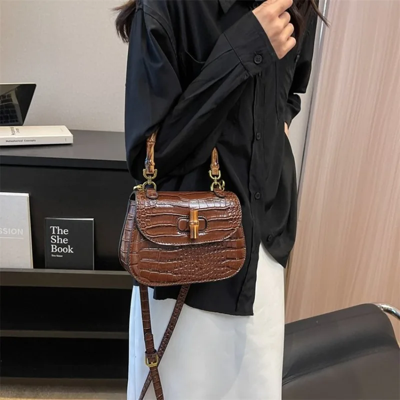 

Женская сумка через плечо с монограммой, модная сумка через плечо для ежедневных поездок на работу и городских приключений