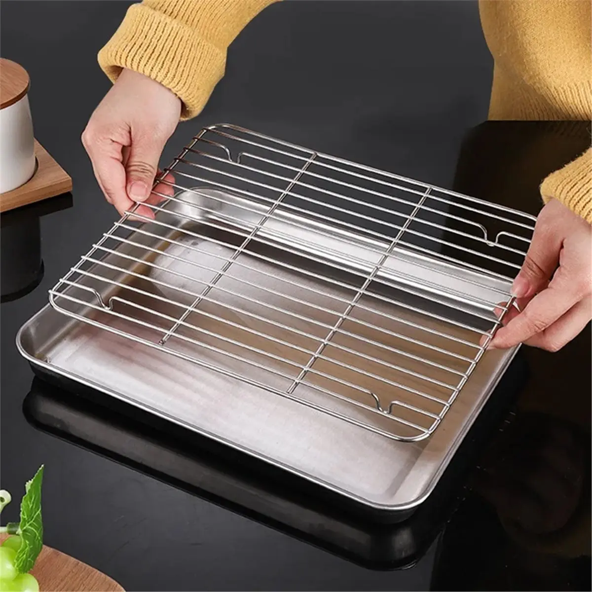 Stainless Steel Baking Pan Tray with Wire Rack BBQ Kitchen Accessories for Even Heat Distribution