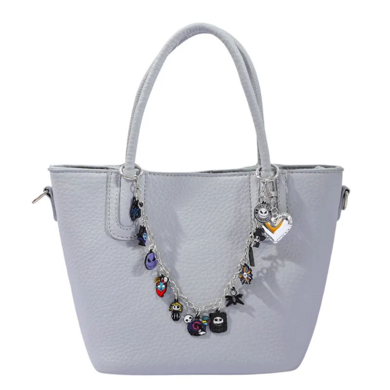 كابوس قبل عيد الميلاد حقيبة سلسلة قلادة الكرتون موضة زر مزدوج سبائك الزنك اكسسوارات الحفلات السراويل خلع الملابس هدية #5