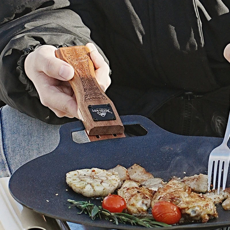 

Adjustable Grill Handle Cover - Heatproof Wooden Grip for Camping Skillets, Anti-Burn Tool for Picnic & Backyard BBQ Safety