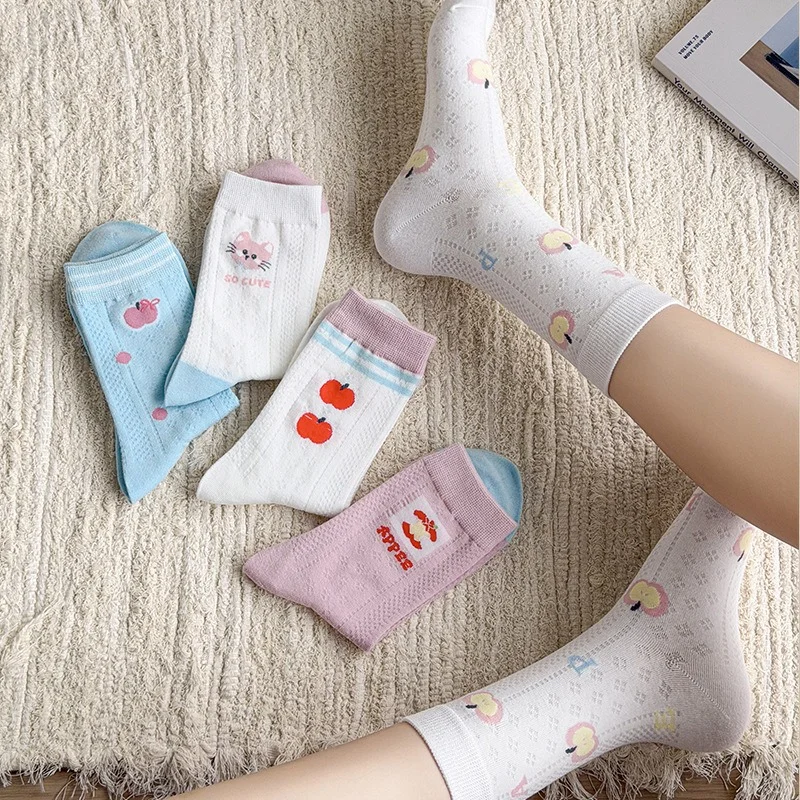 1/4/5 Paar süße Apple-Crew-Socken für Damen, dünne, atmungsaktive Baumwolle, Instagram-Mode, Frühling, Sommer 2026, neu, EU 35–40, US 5–9