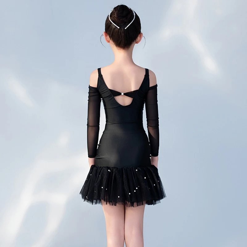بدلة رقص لاتينية مكشوفة الأكتاف للفتيات ملابس أداء سوداء بأكمام طويلة تنورة شبكية للأطفال ملابس رقص لاتينية 2570