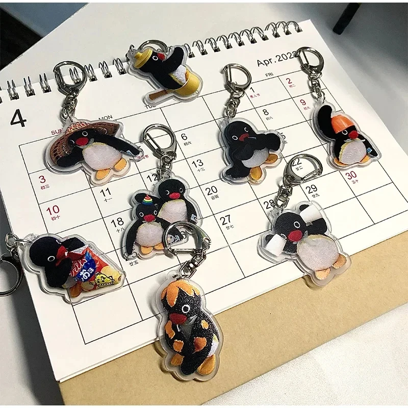 Lindo llavero de pingüino de dibujos animados Micro Anime Animal bolsa colgante para niñas mujeres regalo acrílico Meme decoración accesorios de joyería