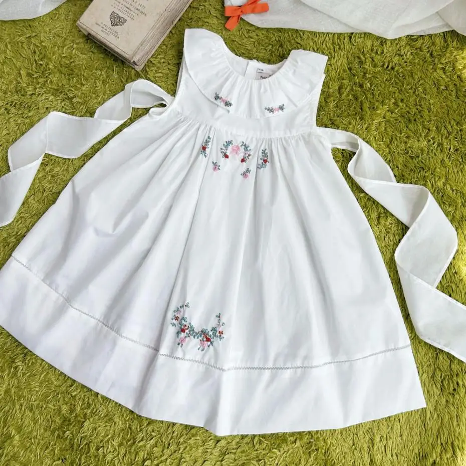 

New Summer Children's Spanish Vintage Embroidery Princess Frocks Birthday Baptism Party Girls Casual Sleeveless Dress A4056