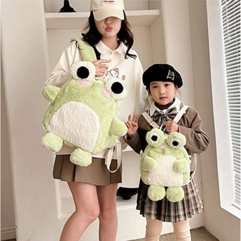 Plush 3D Cartoon Frog Backpack Fashion Kawaii Y2K Children's Frog School Bag Portable Creative Animal Frog Shoulder Bag Lady