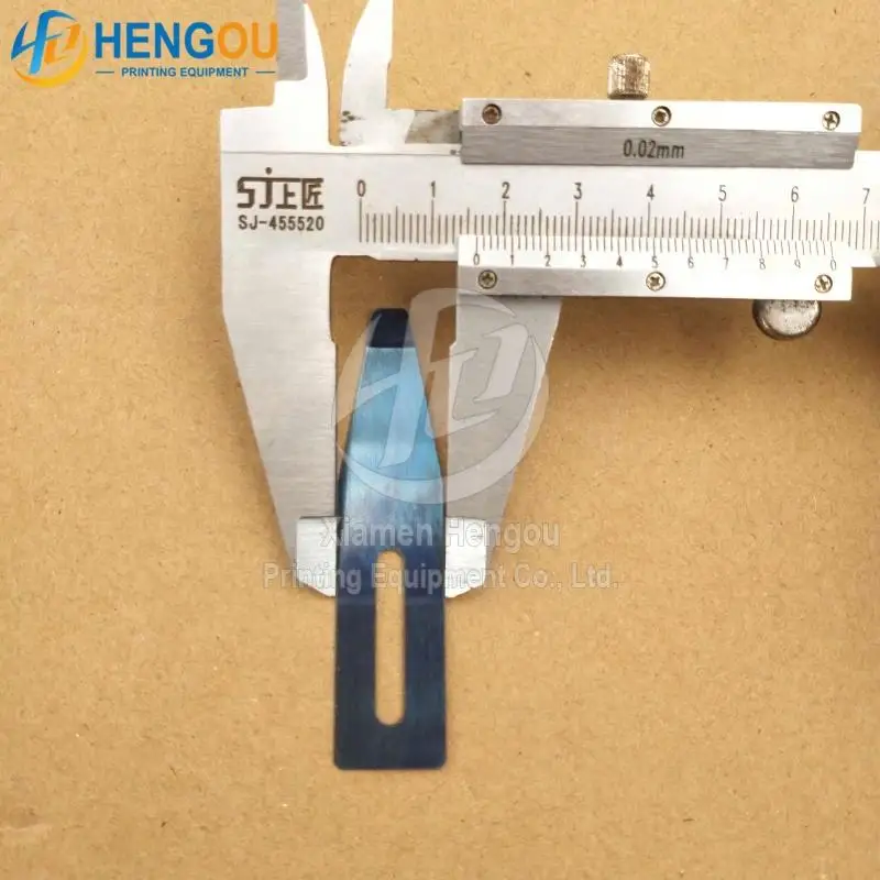 Die-cut machine pressed sheets black paper iron sheet 69.0*16.0*0.3