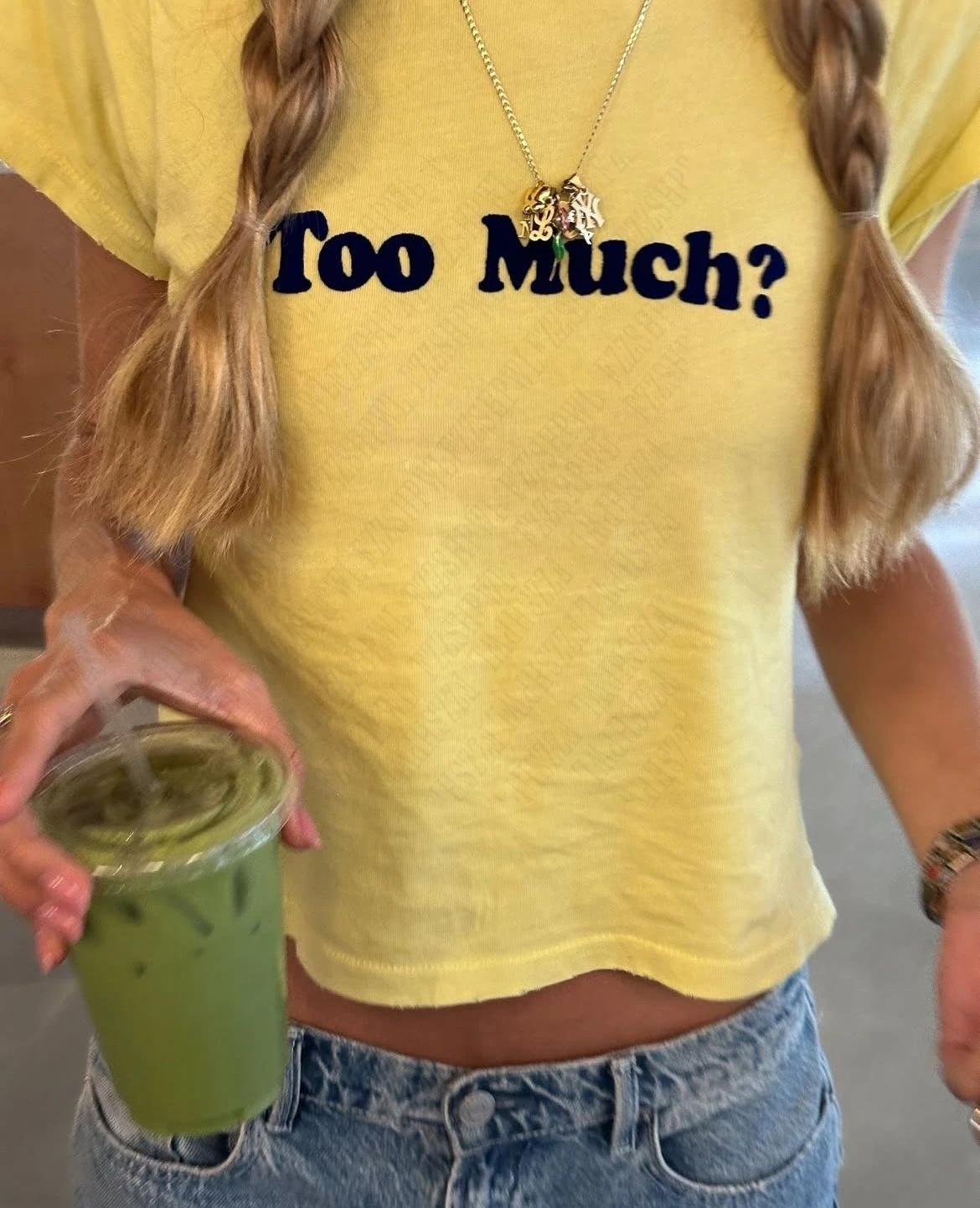 العصرية عالية الجودة تنوعا المحاصيل الأعلى الشباب الساخن الحلو الساخن فتاة عالية الشارع الطفل المحملة الصيف خمر شعبية الشارع الشهير EMO