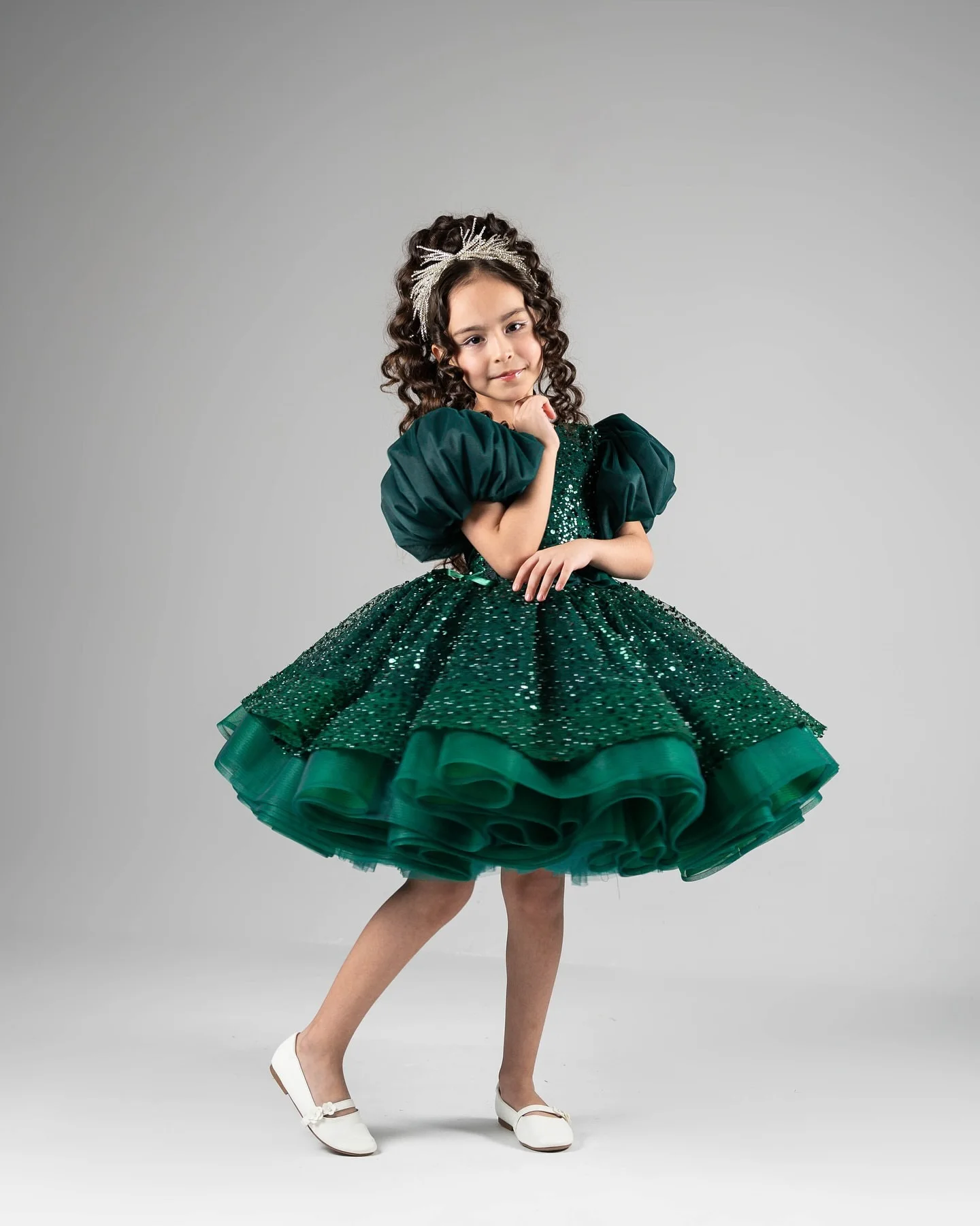 Quality Little Girls Flower Girl Dress Green Toddler Short Sleeves Sequin for Wedding Birthday Knee Length Gala Ball Dresses