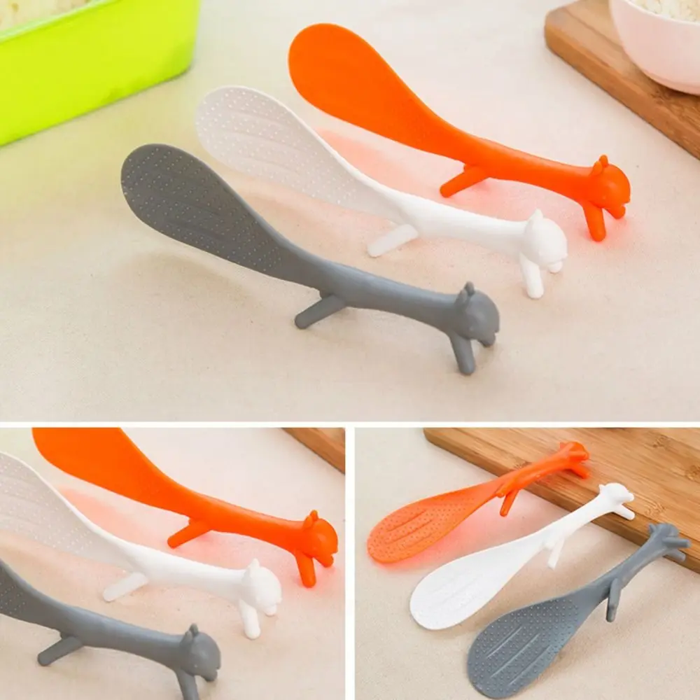 Kitchen Supplie Non Stick Squirrel Shaped Ladle Can Stand Lovely Rice Scoop PP Meal Spoon