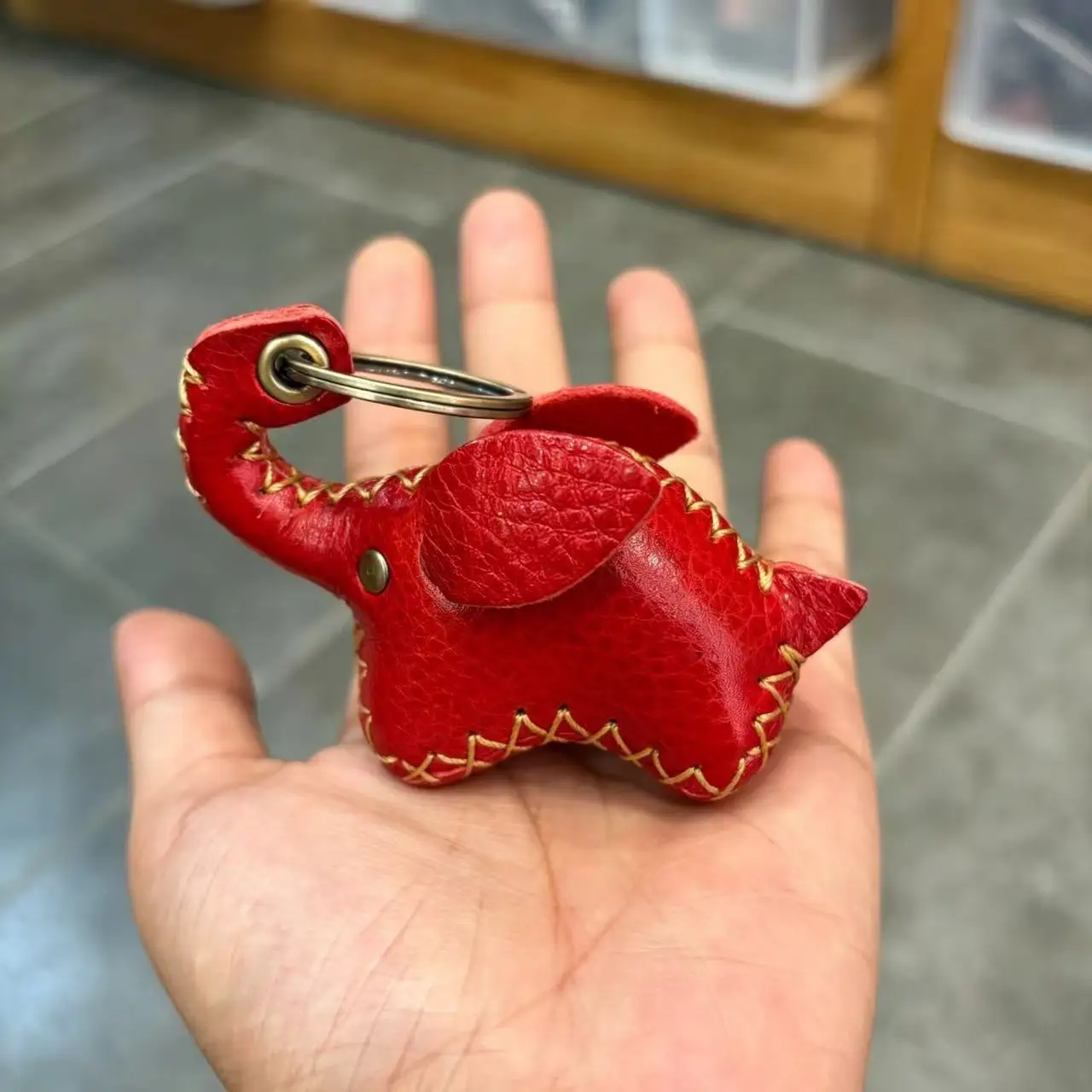 Leather Elephant Keychain  Animal Pendant Car Key Holder Backpack Decoration Pet Bag  Charm