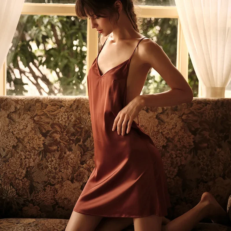 ชุดเดรสนอนผ้าซาตินนุ่มสลวยสำหรับผู้หญิงชุดคลุมบริการที่บ้าน setelan Baju tidur ชุดนอนเซ็กซี่สำหรับผู้หญิงผ้าลูกไม้ฝรั่งเศสแบบใหม่