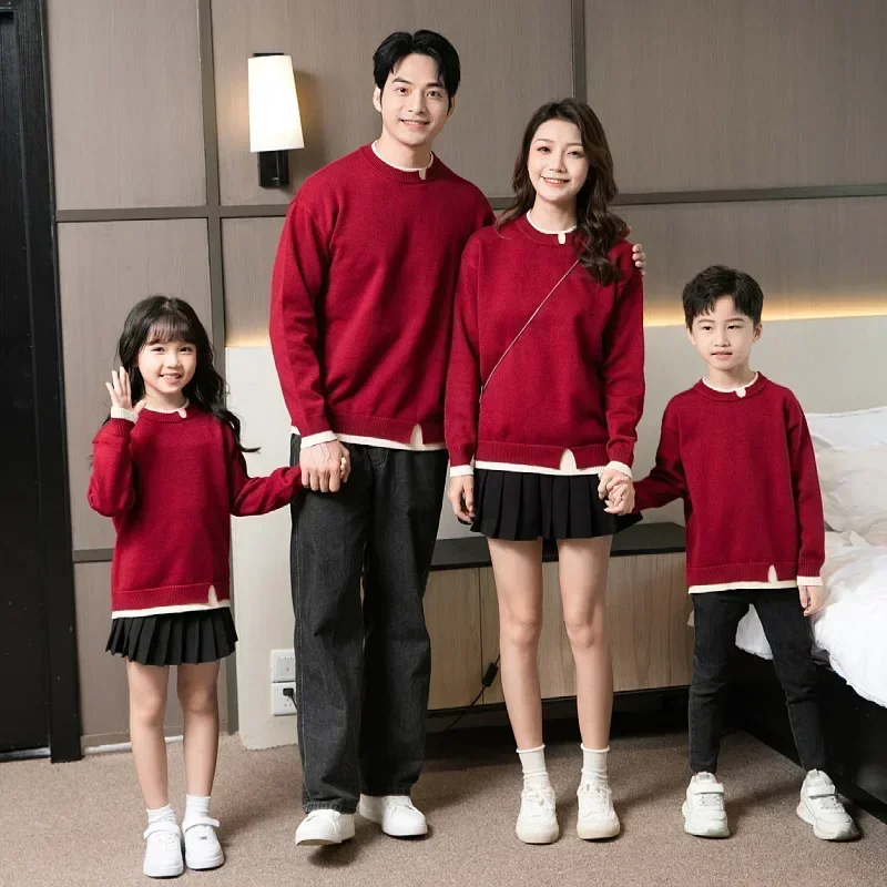 

Mother and Daughter Knitted Jumper New Year Family Matching Red Knit Sweater Christmas Father and Son Children Knitted Pullover