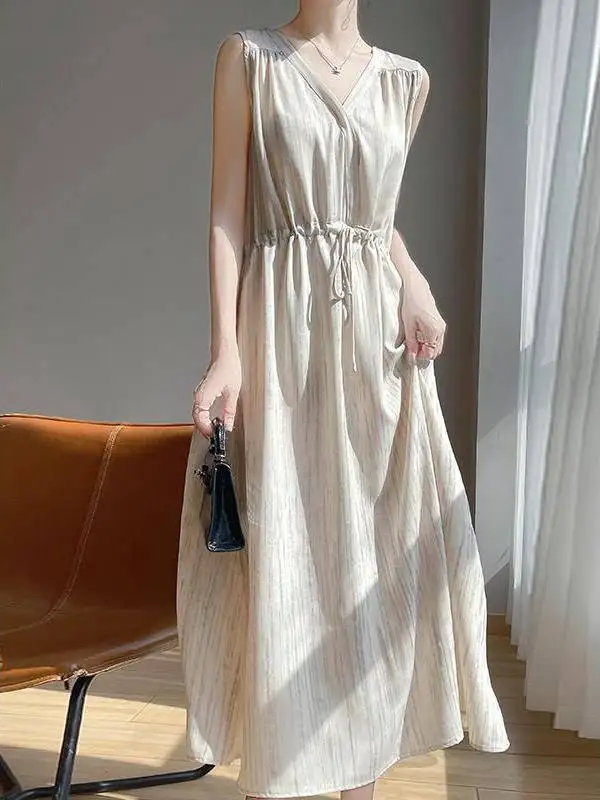 엘리 실버 스프링클링 새틴 V넥 여성용 드레스 패셔너블 트렌디 2025 하이엔드 센세이션 여름 신상 롱 스커트