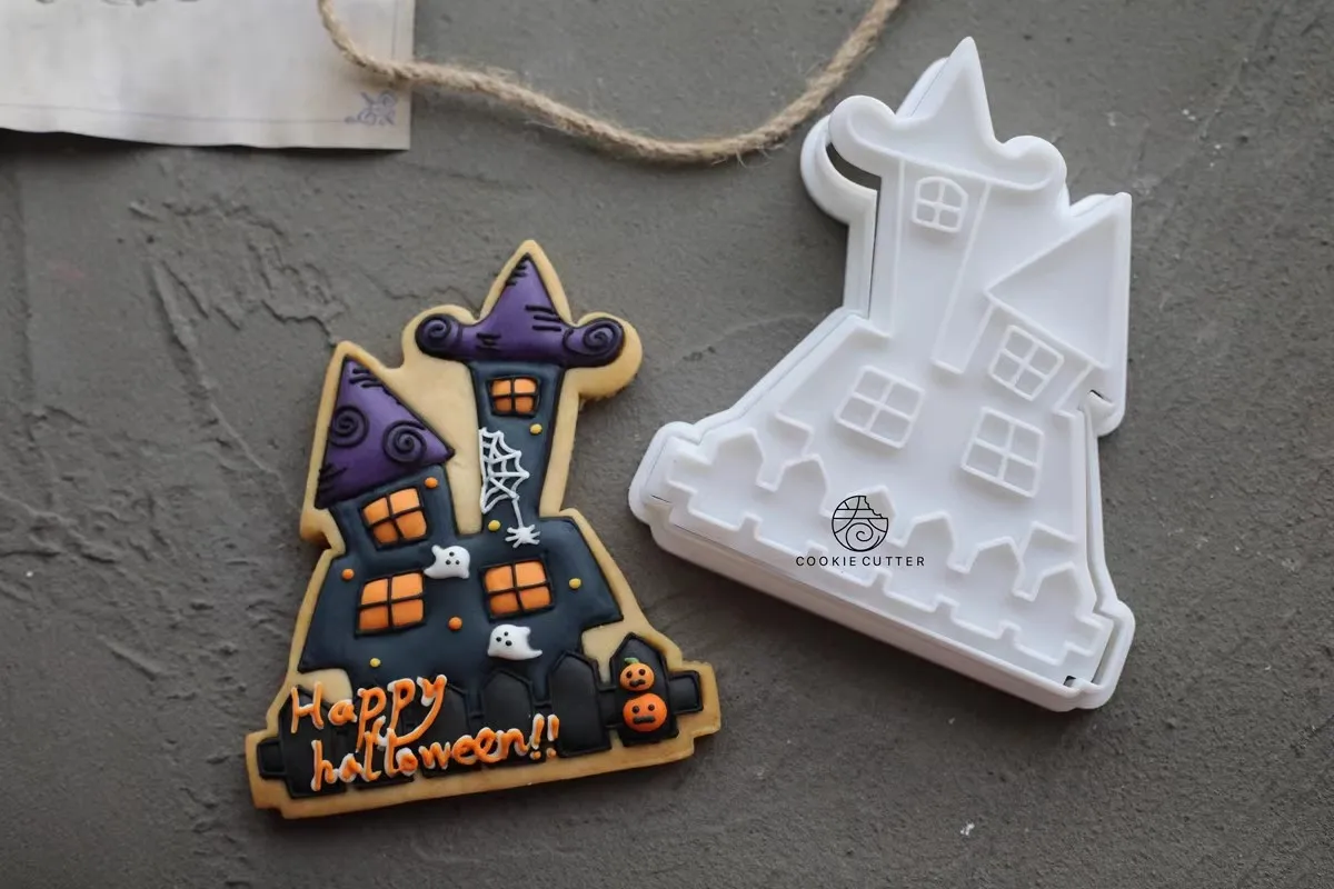 Halloween Pastry Pressable Mold Witch Ghost Vampire Pattern Pumpkin Shape Cookie Cutters 3D Cake Decorating Tools Professional