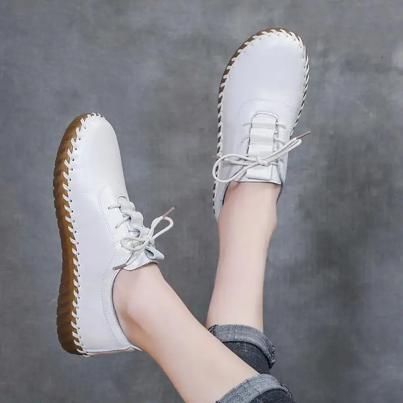 2021 Newest Designer Woman Flats Breathable Sew Oxford Sneakers Women Casual Lace Up Split Leather Hollow Moccasins Loafer Shoes - Image 3