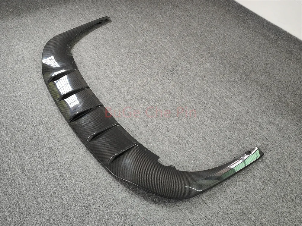 Suitable for 22 Bentley Flying Spurs upgraded to carbon fiber rear diffuser lip body kit