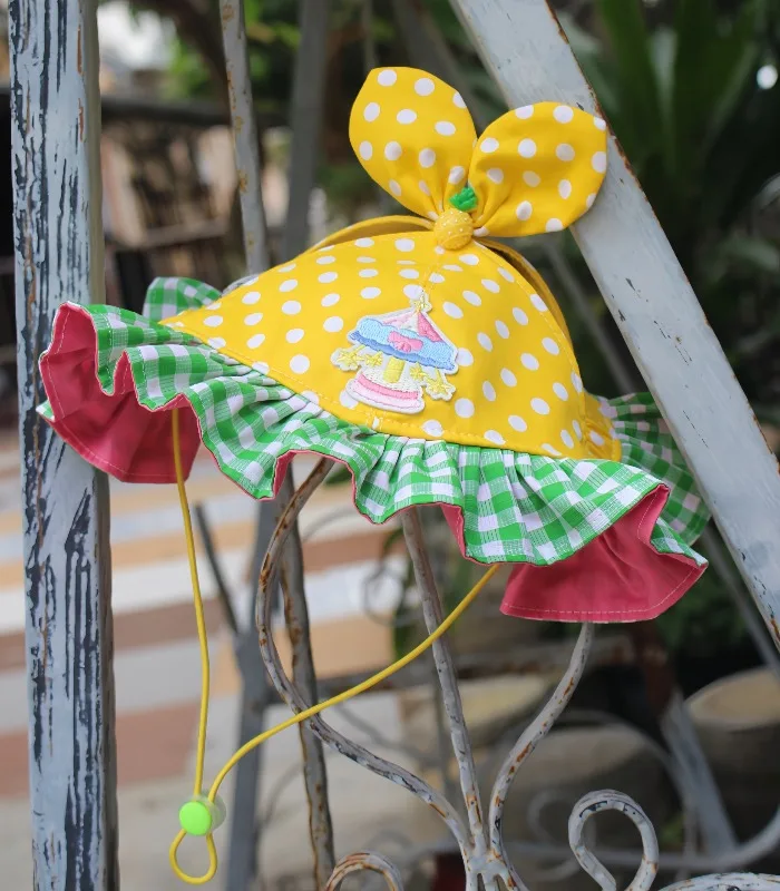 Polka Dot Pet Sun Hat Ruffled Lace Bow Decor Adjustable Chin Strap Breathable Outdoor Sun Protection Bucket Hat Pet Accessory