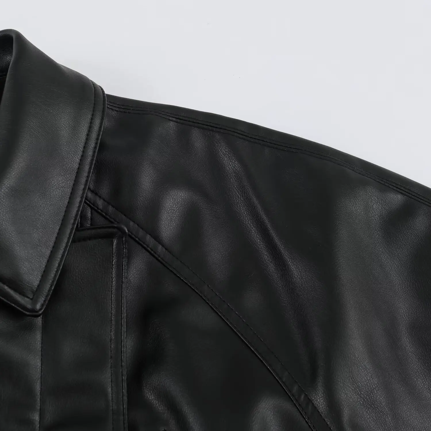Women Leather Effect Jacket with Belt Lapel Collar Zip Up Long Sleeve Slim Fit Elegant Coat Autumn Winter Outerwear Fashion