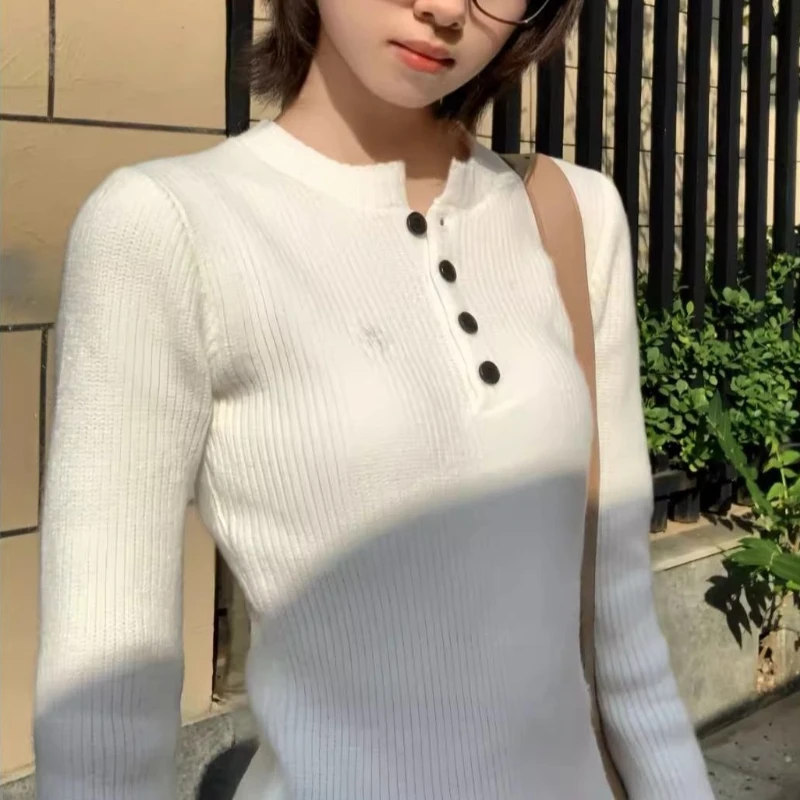 

Women's Collar Sweater 2025 Autumn and Winter White Inner Knitted Base Sweater Slim Fit Top