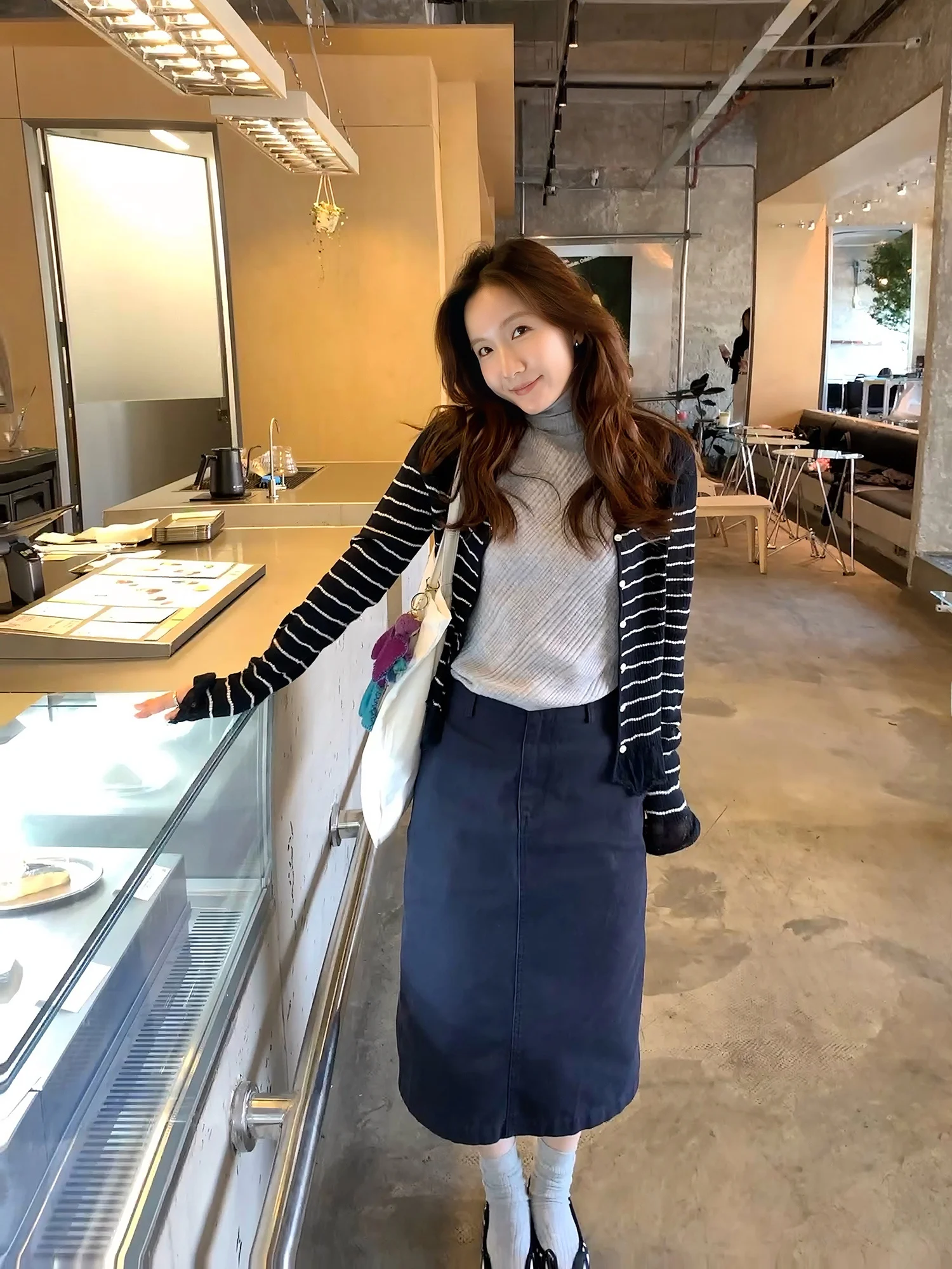 

Вязаный кардиган XierZ с длинными рукавами, мягкий, в корейском стиле, стандартный крой, весенний, повседневный, с белым полосатым узором