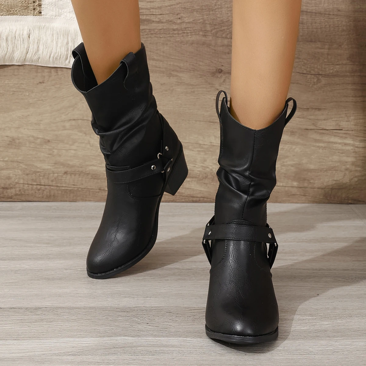 

Knight boots, belt buckles, mid-leg boots, thick heels, pleats, one kick, round toe, convenient casual women's boots