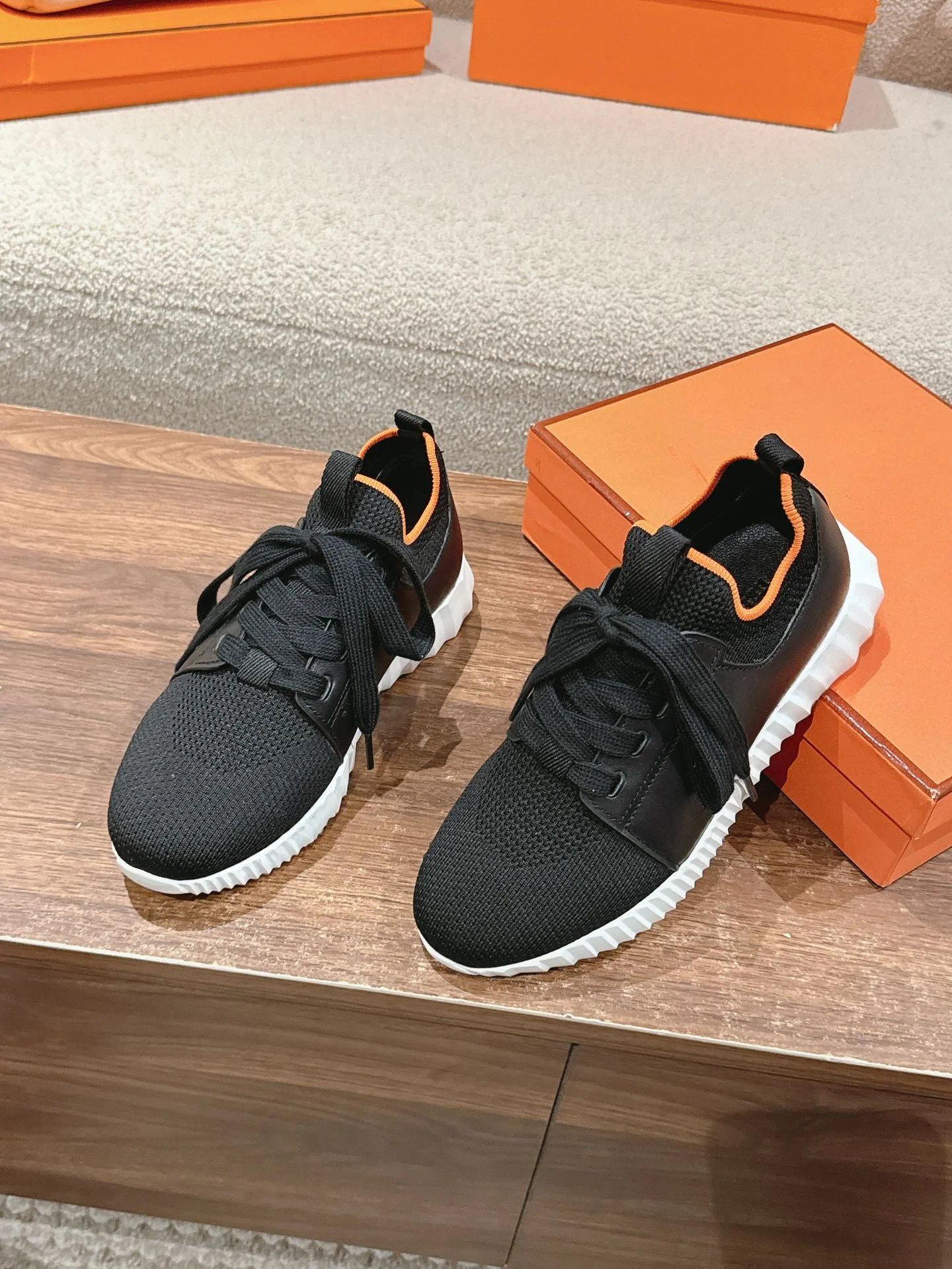 Short‑trip Travel Special Unisex Low‑top Board Shoes Men Women Casual Flat Skate Sneakers Light‑weight Fold‑friendly Upper Flexible Rubber Sole Lace‑up Fashion Footwear For Daily Commuting School Dating Shopping Street Gathering Party Occasions
