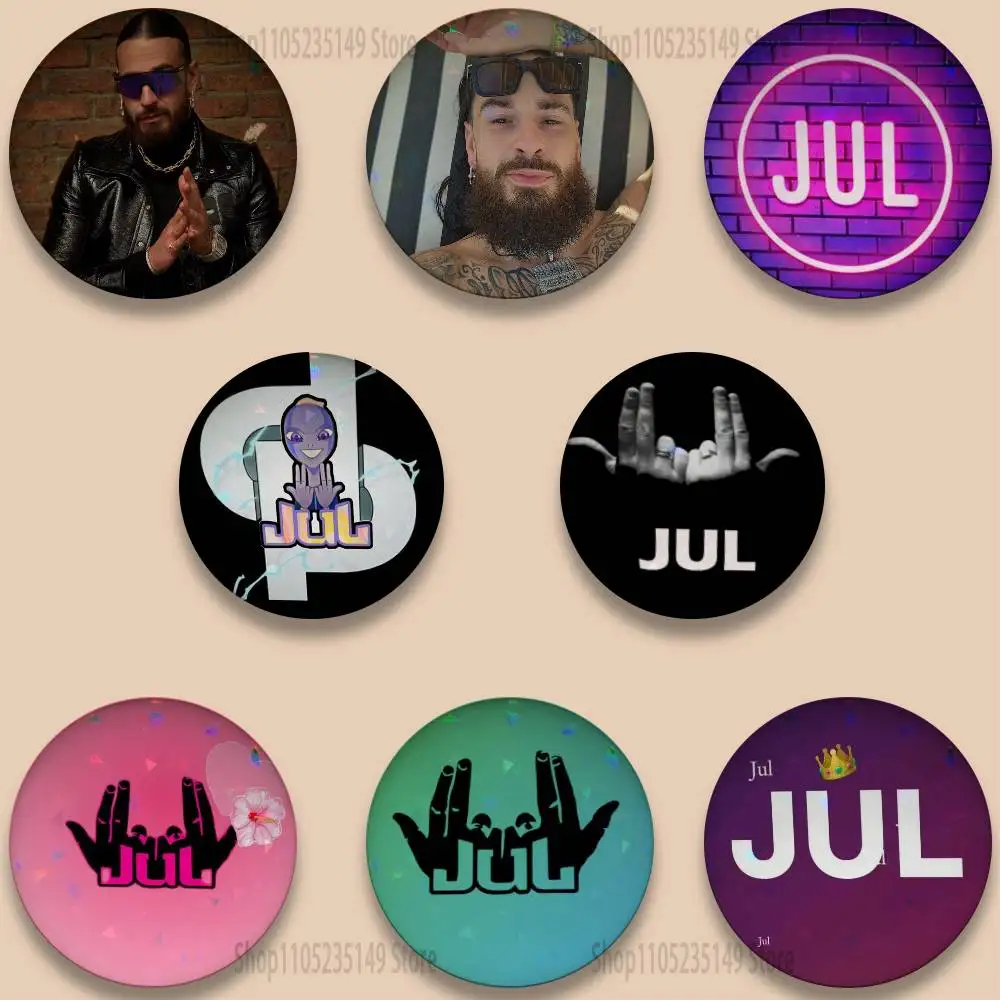 

Julien Mari Jul 58mm Anime Handmade Round Brooch Exquisit Enamel Lapel Pins for Gift Clothes Hat Backpack Accessorie