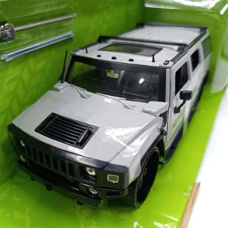 

Diecast Original 1:24 Scale Hummer H2 Simulation Alloy Car Model Static Display Collectible Gift Souvenir Decoration