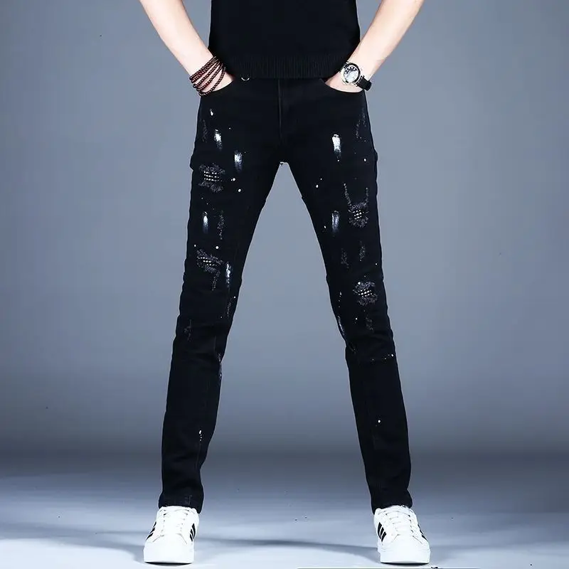 Korean Luxury Clothing 2025 New Ripped Black Jeans Men's Casual High-end Spring and Summer Regular Pants Slim Fit Jeans Men