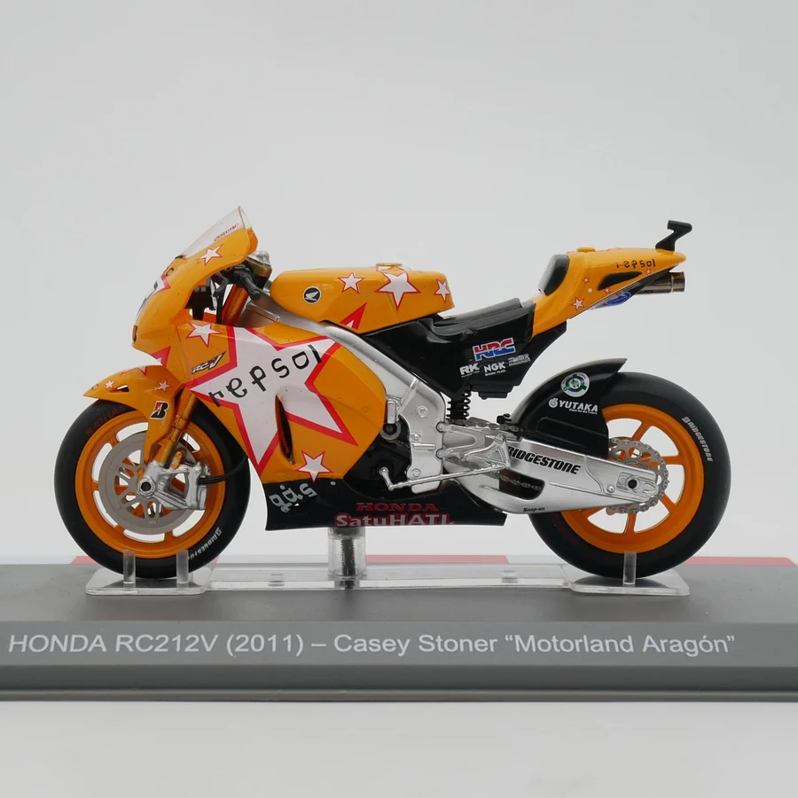 Diecast Ixo 1:18 Scale Moto GP 2011 Honda RC212V รุ่นสะสมของเล่นของขวัญของที่ระลึกจอแสดงผลเครื่องประดับ