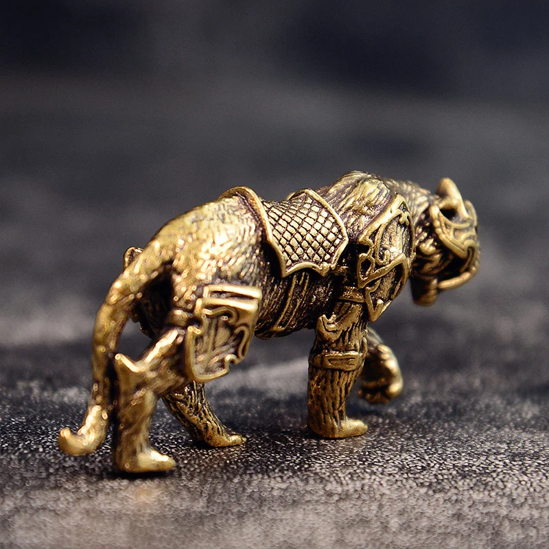Bronze Saber-Toothed Tiger Paperweight Bookends Solid Bronze Tiger Handhold Ornament Desk Decoration Ancient Tea Pet