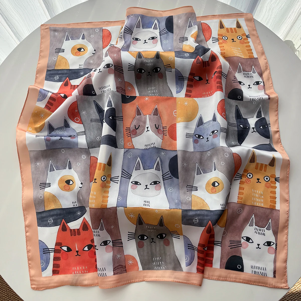 Bufanda cuadrada de seda de imitación para mujer, accesorios de moda con estampado de gato Animal, diadema, pañuelo para el cuello