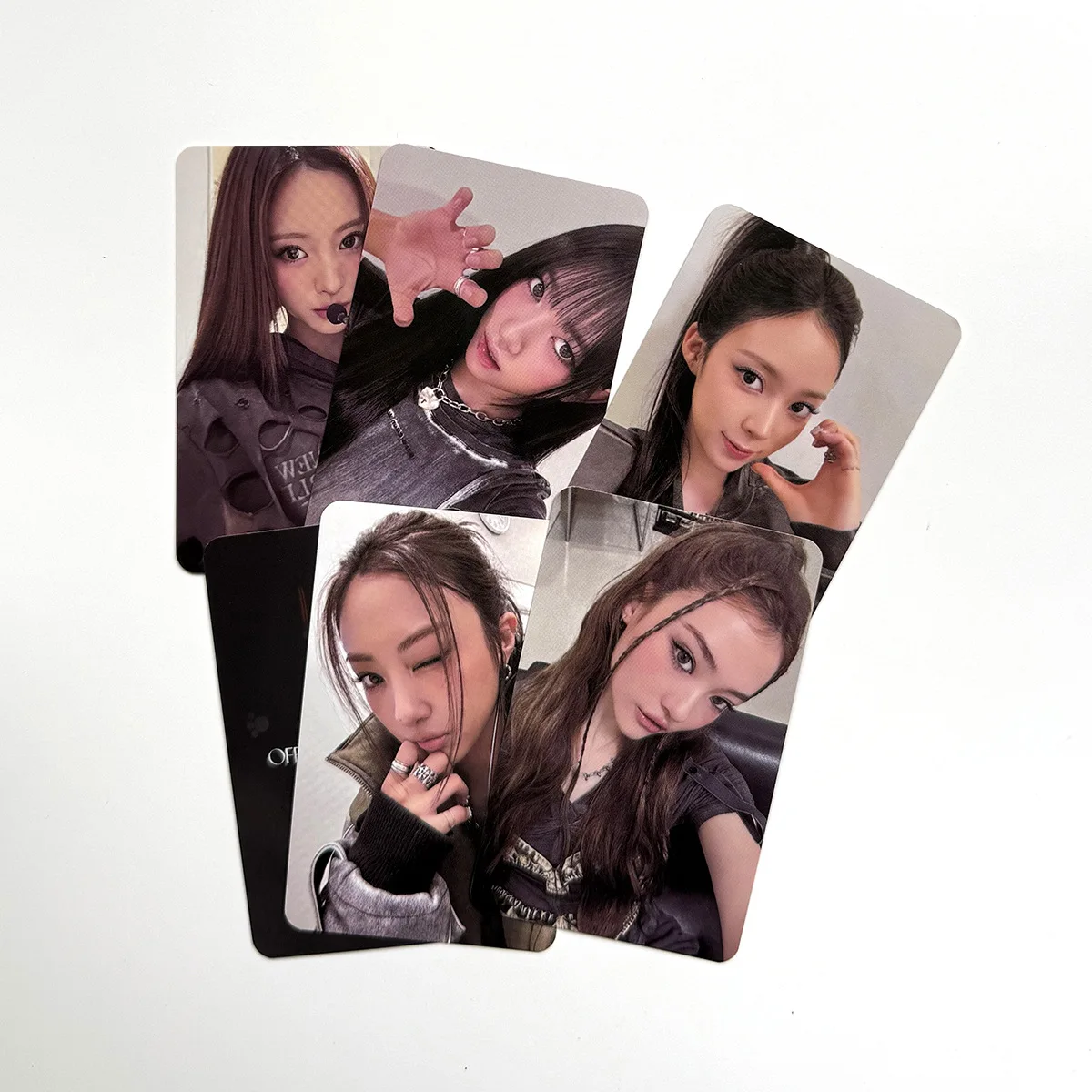 بطاقة عصا الضوء Kpop MEOVV مكونة من 5 قطع/مجموعة بطاقة خاصة TBL FL Ver بطاقة على الطراز الكوري بطاقة LOMO Anna Narin Gawon Sooin مجموعة المشجعين #2