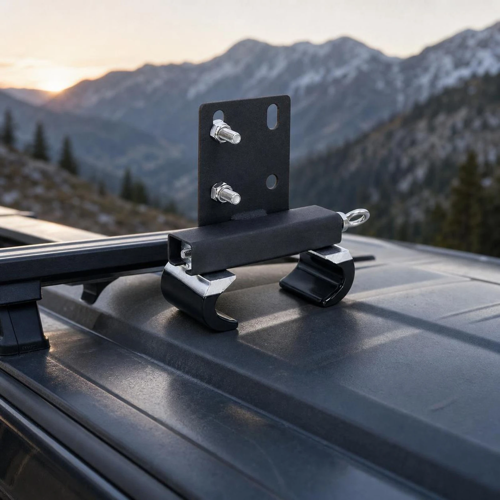 Mounting Bracket with Clamp Grips Metal Roof Mounting Bracket Clamps Compact Hardware Long-Lasting for DIYers, Vehicle, Garage