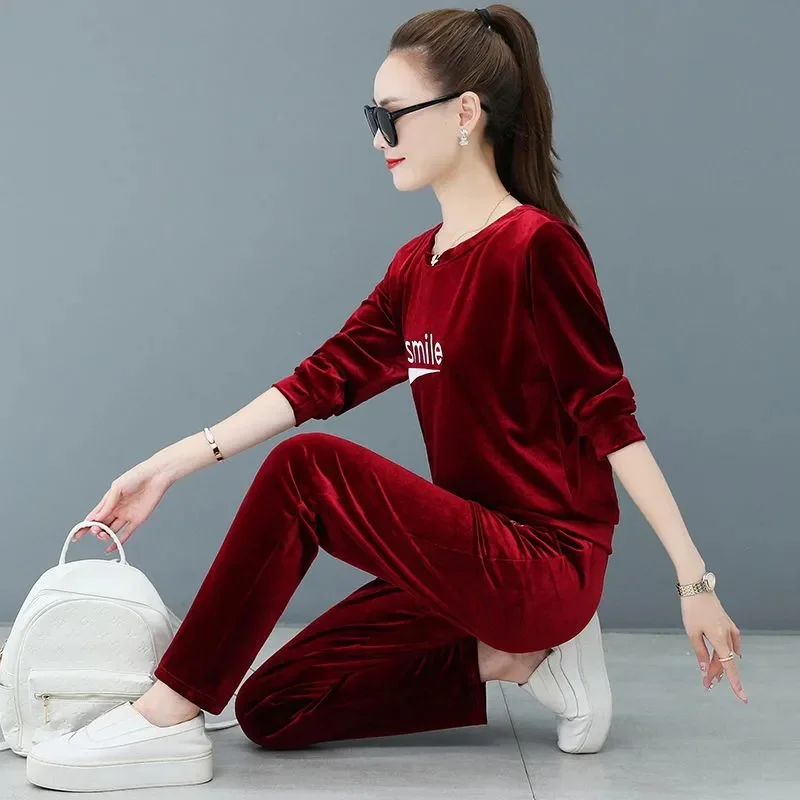 Golden Velvet Sweatshirt Suit 2025 New Spring Autumn Middle aged Mom's Two-piece Set Women's Leisure Sports SetFemale Pants 2PCS