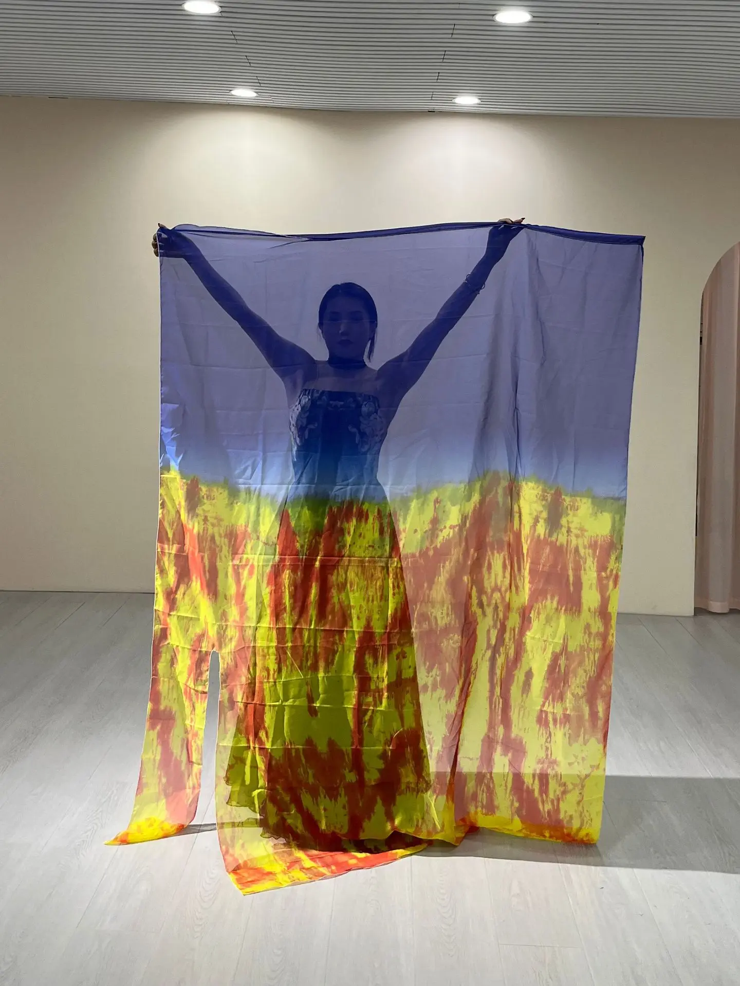 Contrast Colors Stage Performance Flow Art Praise Flag Fire Flags Worship Flags Angel Wings for Church Worship Flags Chiffon